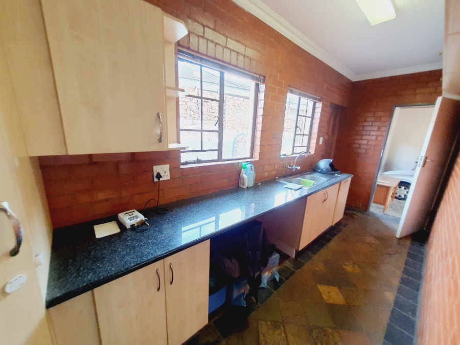 3 Bedroom Property for Sale in Faerie Glen Gauteng