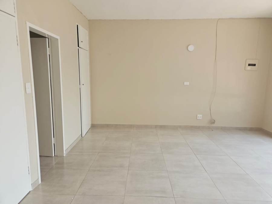 To Let 1 Bedroom Property for Rent in Witfield Gauteng