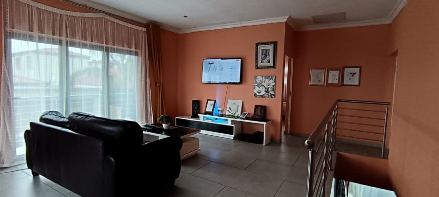 To Let 4 Bedroom Property for Rent in Noordwyk Gauteng