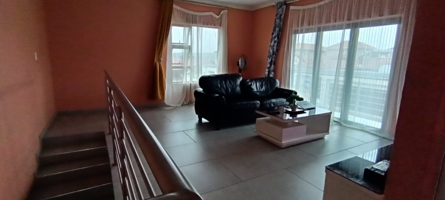 To Let 4 Bedroom Property for Rent in Noordwyk Gauteng