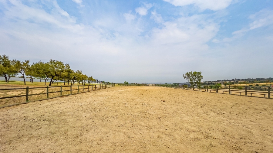  Bedroom Property for Sale in Blue Hills Equestrian Estate Gauteng