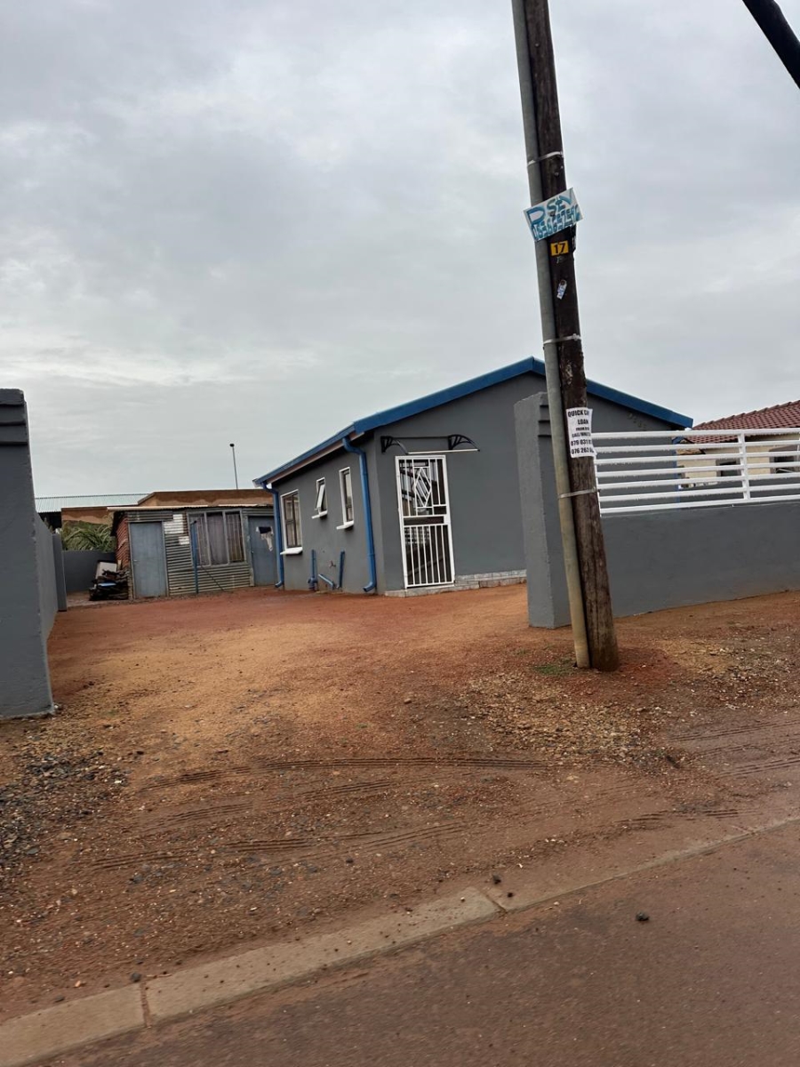 2 Bedroom Property for Sale in Mamelodi East Gauteng