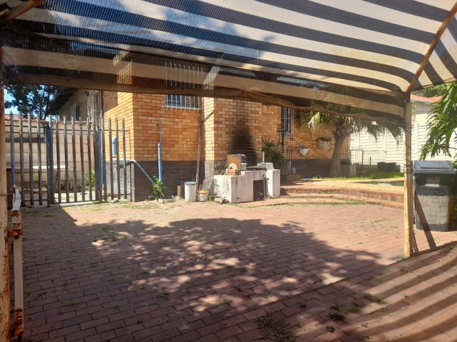 3 Bedroom Property for Sale in Rosettenville Gauteng