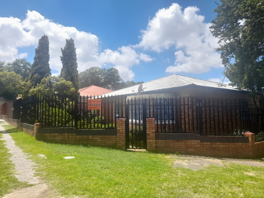 3 Bedroom Property for Sale in Rosettenville Gauteng