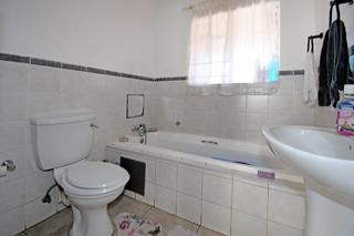 To Let 2 Bedroom Property for Rent in Castleview Gauteng