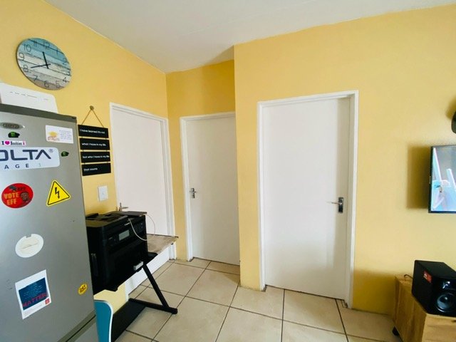 2 Bedroom Property for Sale in Fleurhof Gauteng