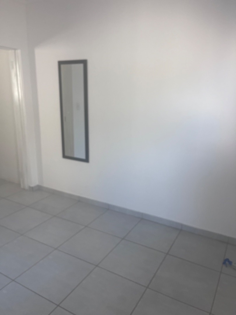 To Let 1 Bedroom Property for Rent in Brentwood Park AH Gauteng