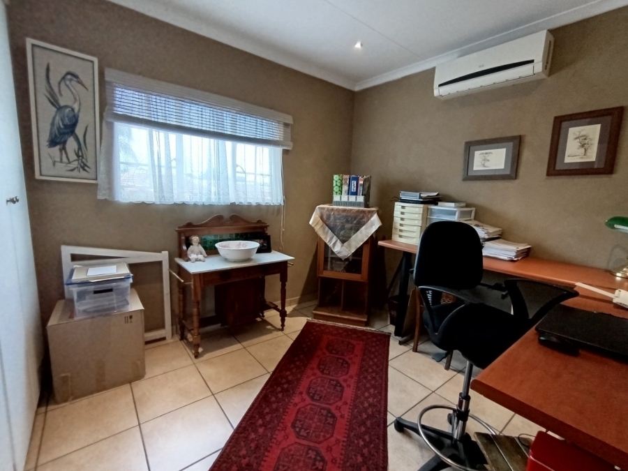 3 Bedroom Property for Sale in Amberfield Gauteng
