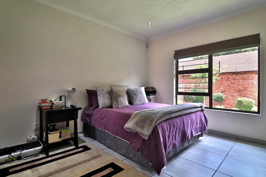 4 Bedroom Property for Sale in Olievenpoort Gauteng