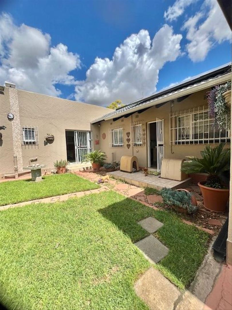 4 Bedroom Property for Sale in Elspark Gauteng