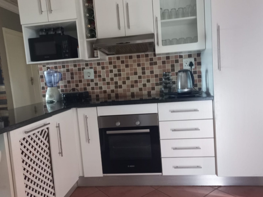 4 Bedroom Property for Sale in Nellmapius Gauteng