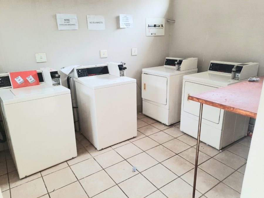 1 Bedroom Property for Sale in Auckland Park Gauteng