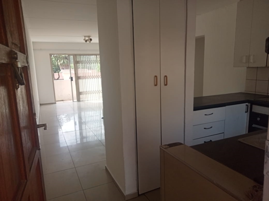 To Let 3 Bedroom Property for Rent in Vorna Valley Gauteng