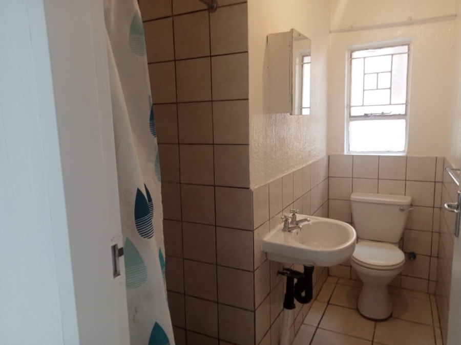 To Let 3 Bedroom Property for Rent in Vorna Valley Gauteng