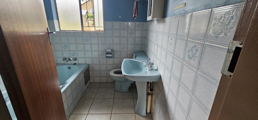 4 Bedroom Property for Sale in Pierre Van Ryneveld Gauteng