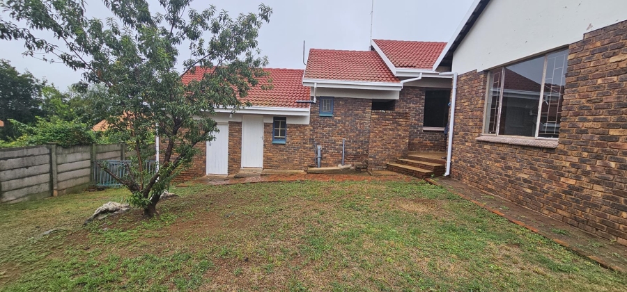 4 Bedroom Property for Sale in Pierre Van Ryneveld Gauteng