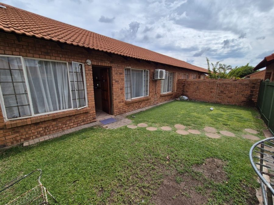 3 Bedroom Property for Sale in Annlin Gauteng