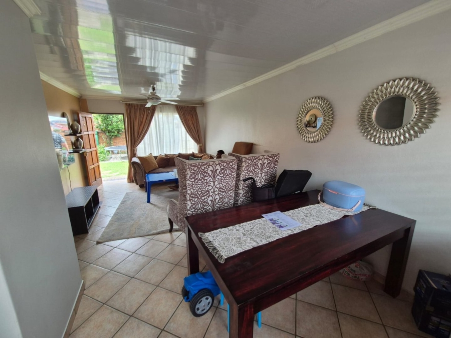 3 Bedroom Property for Sale in Annlin Gauteng