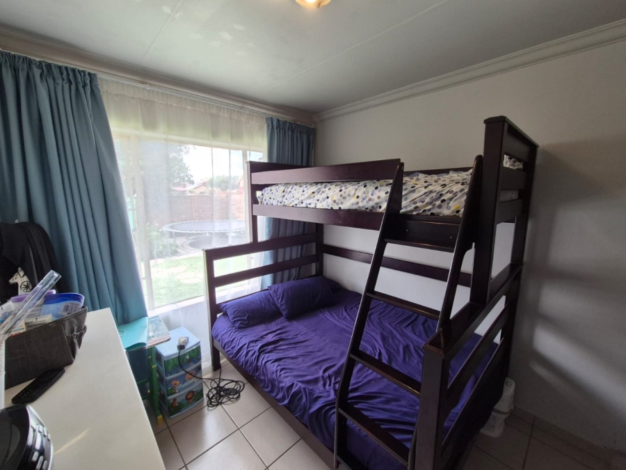 3 Bedroom Property for Sale in Annlin Gauteng