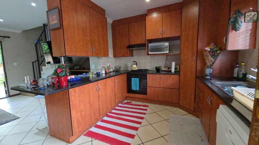 2 Bedroom Property for Sale in Annlin Gauteng