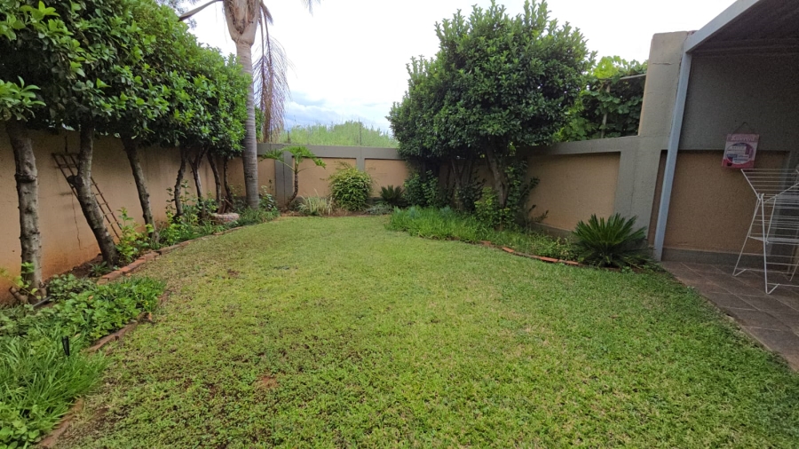 2 Bedroom Property for Sale in Annlin Gauteng