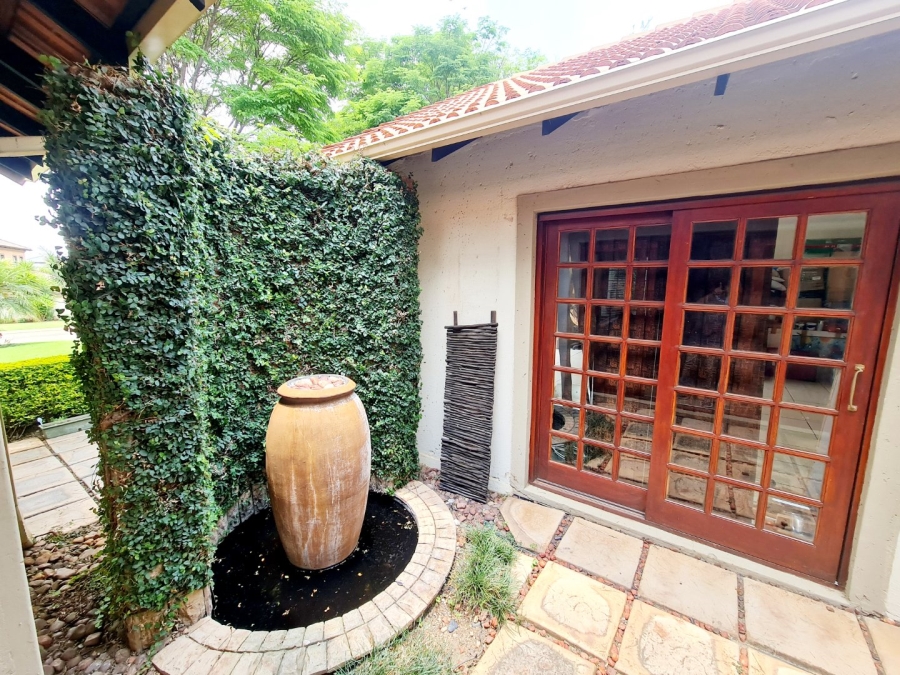 To Let 4 Bedroom Property for Rent in Monavoni Gauteng