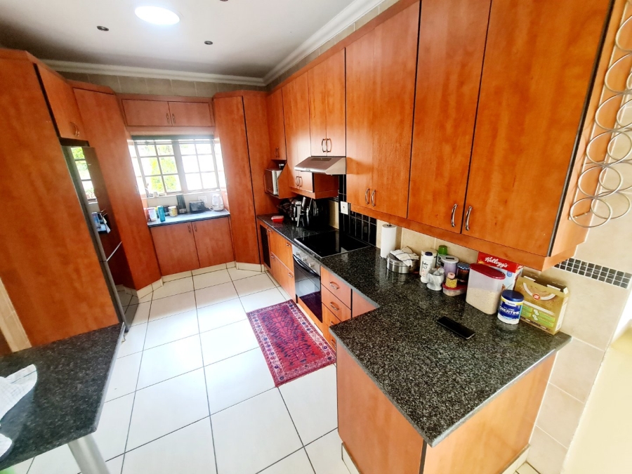 To Let 4 Bedroom Property for Rent in Monavoni Gauteng