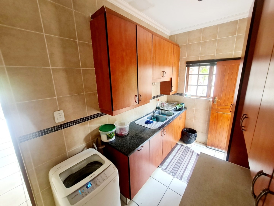 To Let 4 Bedroom Property for Rent in Monavoni Gauteng