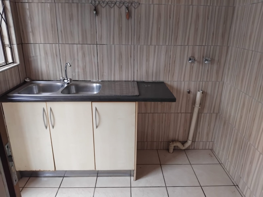 To Let 3 Bedroom Property for Rent in Bergsig Gauteng