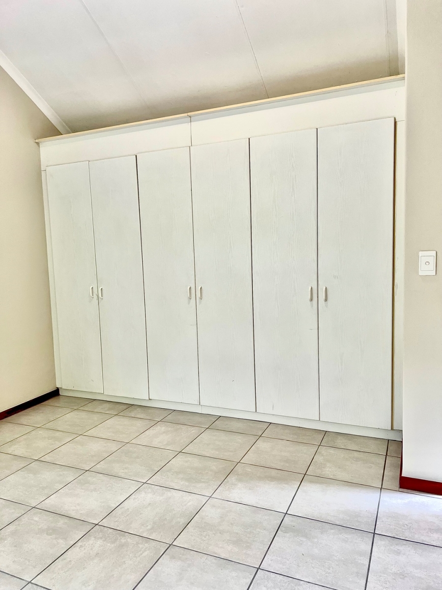 To Let 3 Bedroom Property for Rent in Paulshof Gauteng