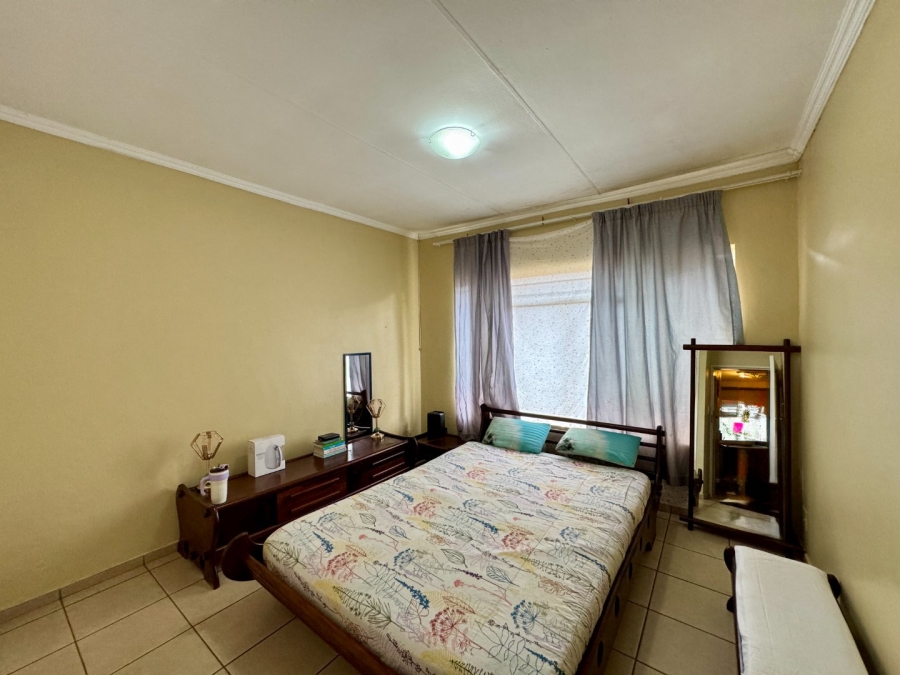 2 Bedroom Property for Sale in Clubview Gauteng