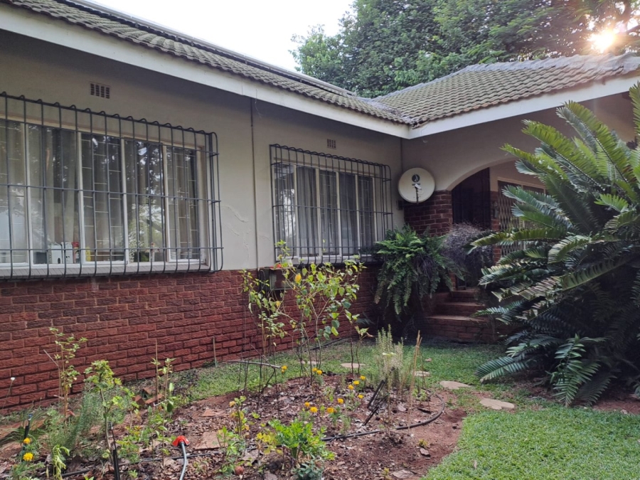 3 Bedroom Property for Sale in Dorandia Gauteng