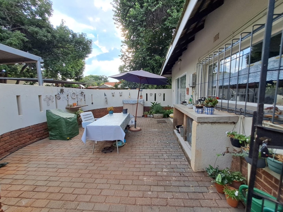 3 Bedroom Property for Sale in Dorandia Gauteng