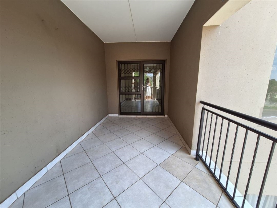 2 Bedroom Property for Sale in Goedeburg Gauteng