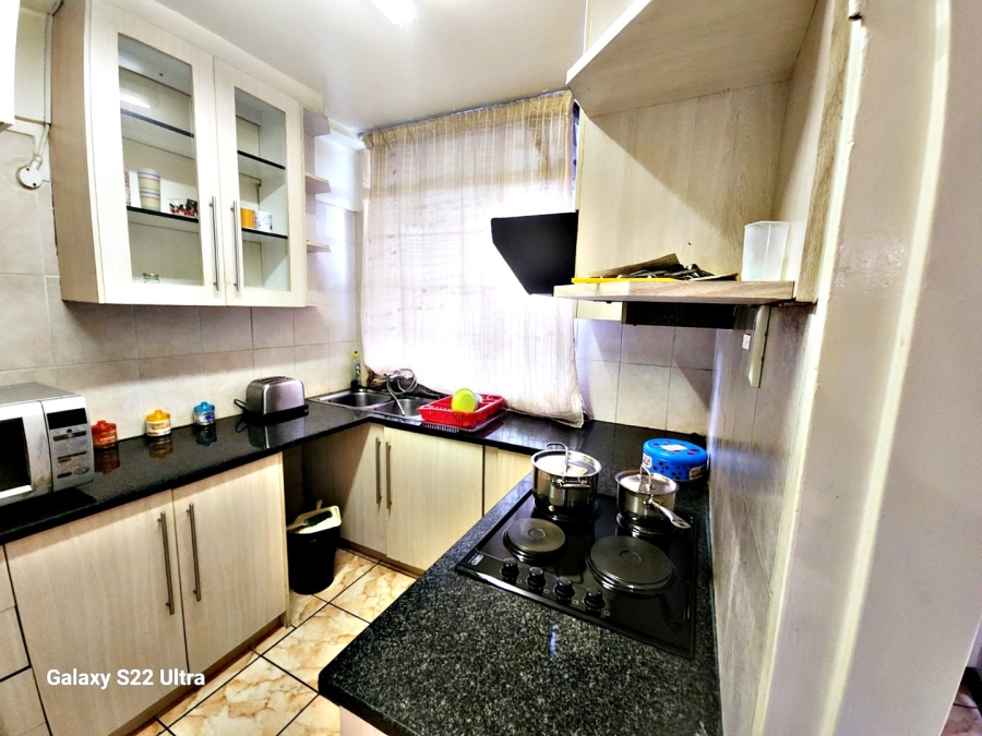 2 Bedroom Property for Sale in Edenvale Central Gauteng