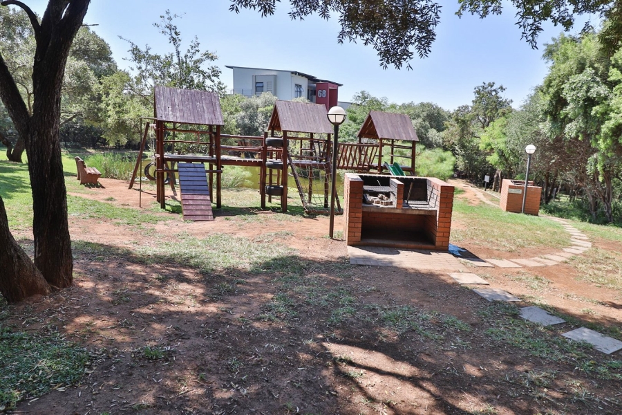 1 Bedroom Property for Sale in Dainfern Gauteng