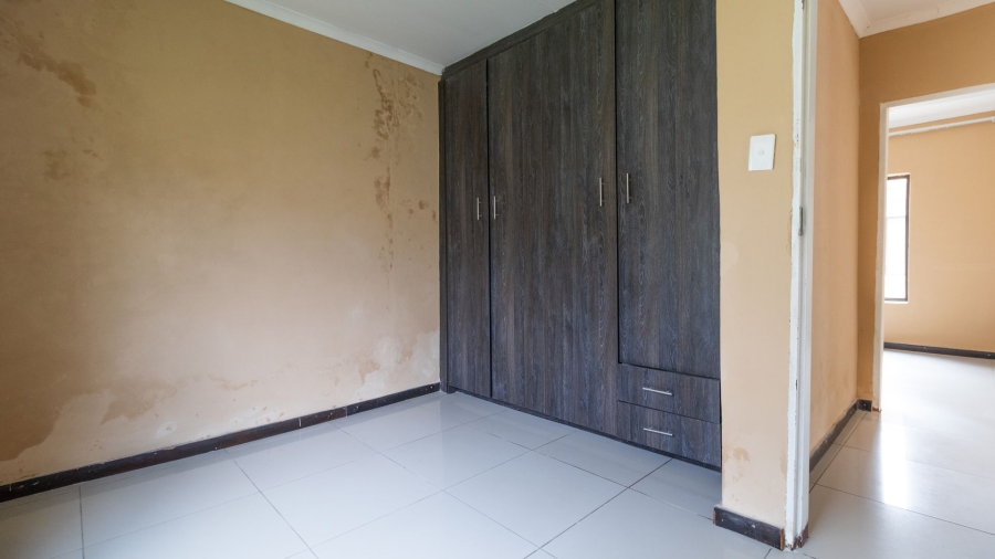 4 Bedroom Property for Sale in Meredale Gauteng