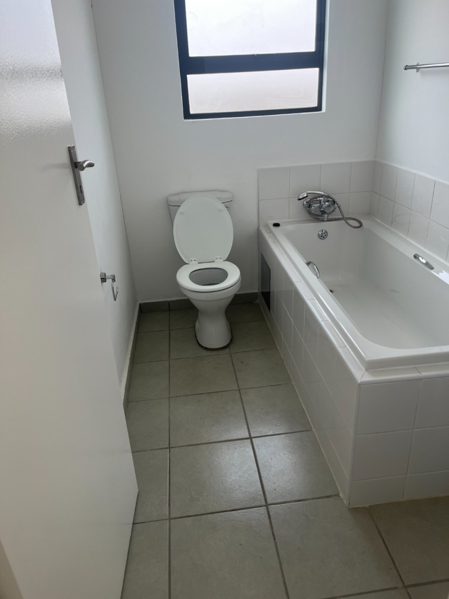 2 Bedroom Property for Sale in Windmill Park Gauteng