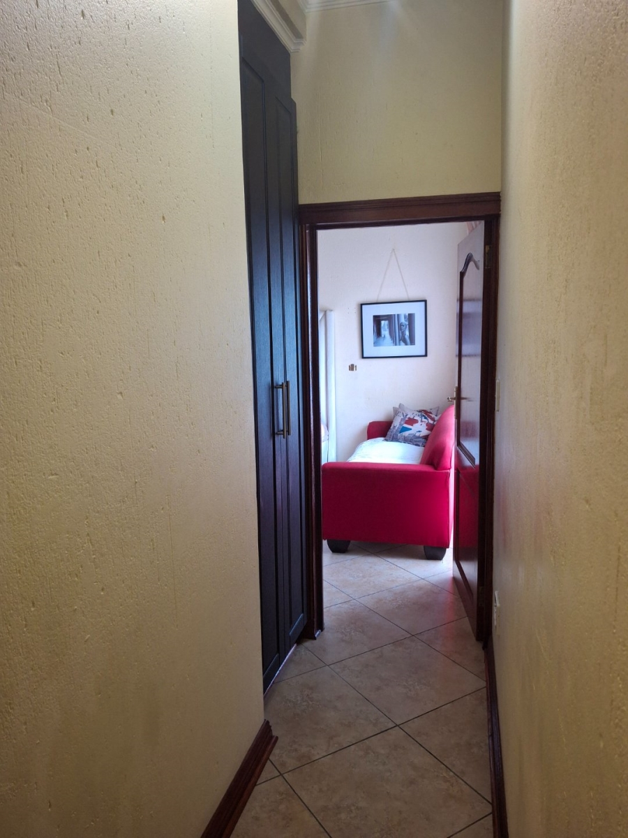 2 Bedroom Property for Sale in Ravenswood Gauteng