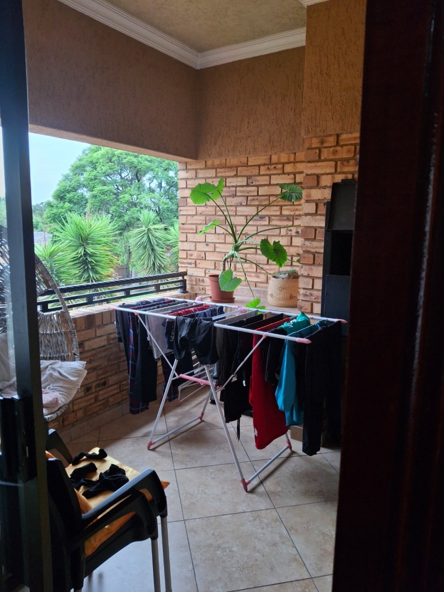 2 Bedroom Property for Sale in Ravenswood Gauteng