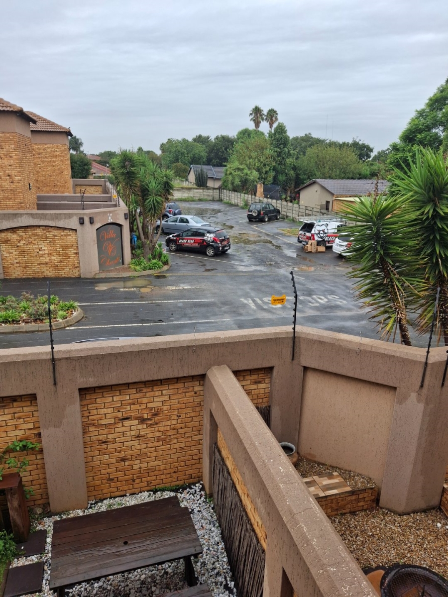 2 Bedroom Property for Sale in Ravenswood Gauteng