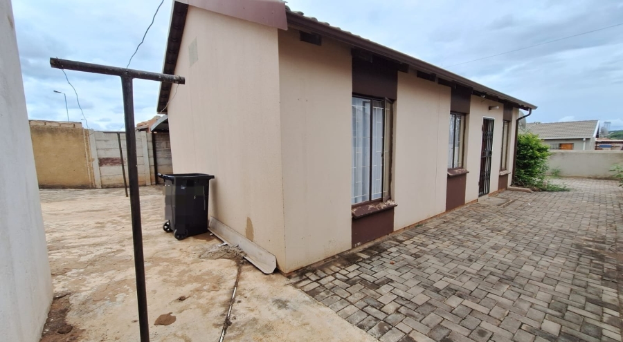 3 Bedroom Property for Sale in Mahube Valley Gauteng