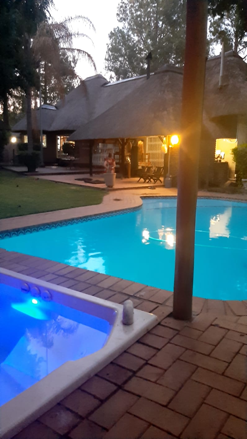 3 Bedroom Property for Sale in Vanderbijlpark SW 5 Gauteng