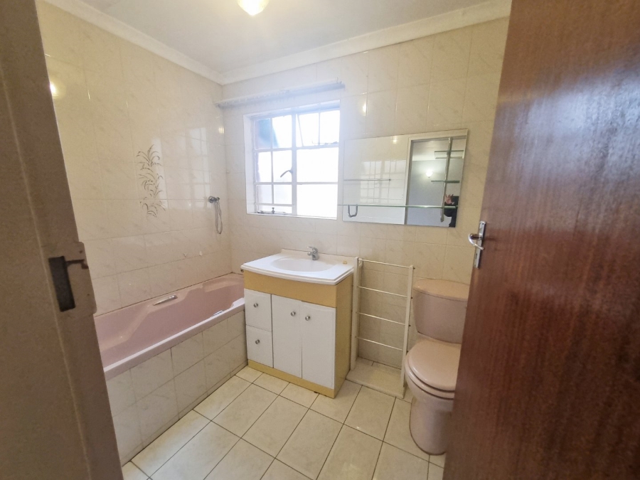 To Let 3 Bedroom Property for Rent in Primrose Gauteng