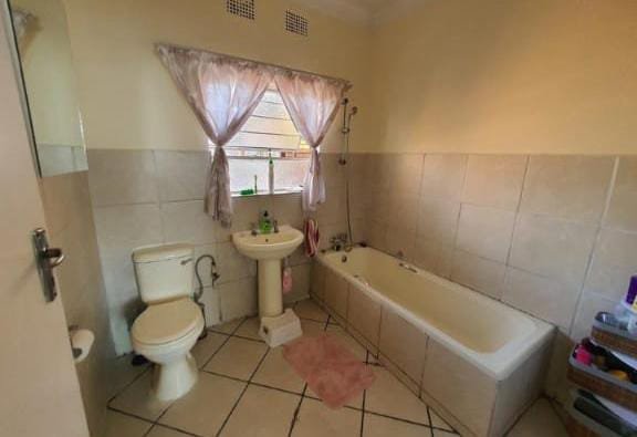 2 Bedroom Property for Sale in Brakpan Central Gauteng