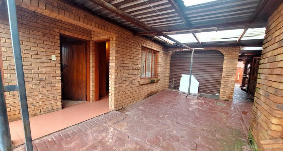 3 Bedroom Property for Sale in Mamelodi East Gauteng