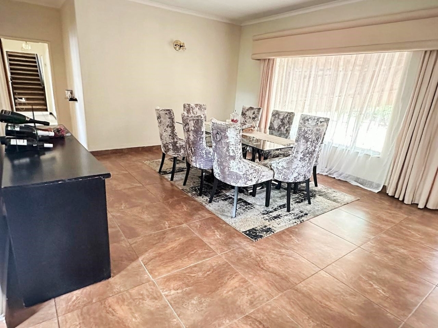 4 Bedroom Property for Sale in Wierda Park Gauteng