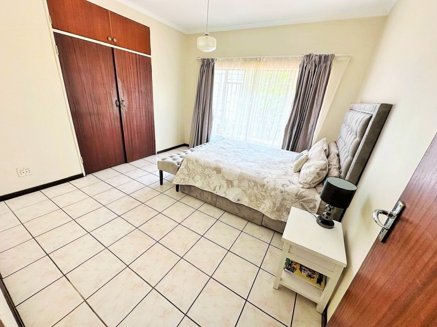 4 Bedroom Property for Sale in Wierda Park Gauteng