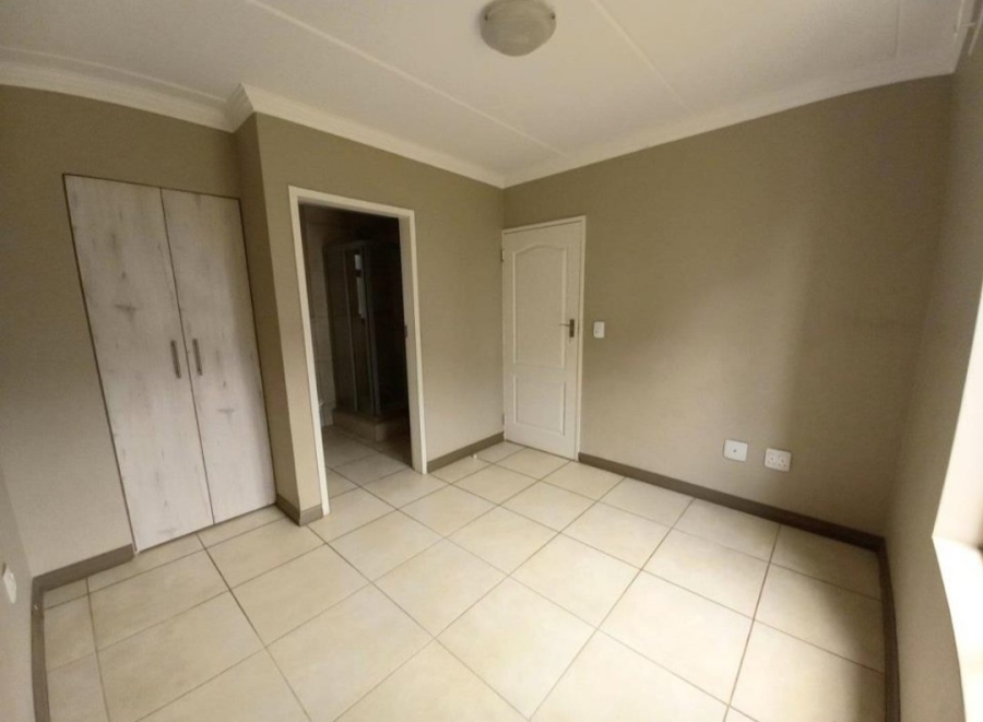 2 Bedroom Property for Sale in Amberfield Gauteng