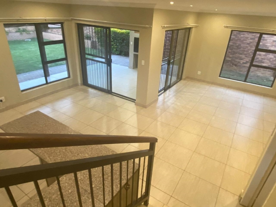  Bedroom Property for Sale in Equestria Gauteng